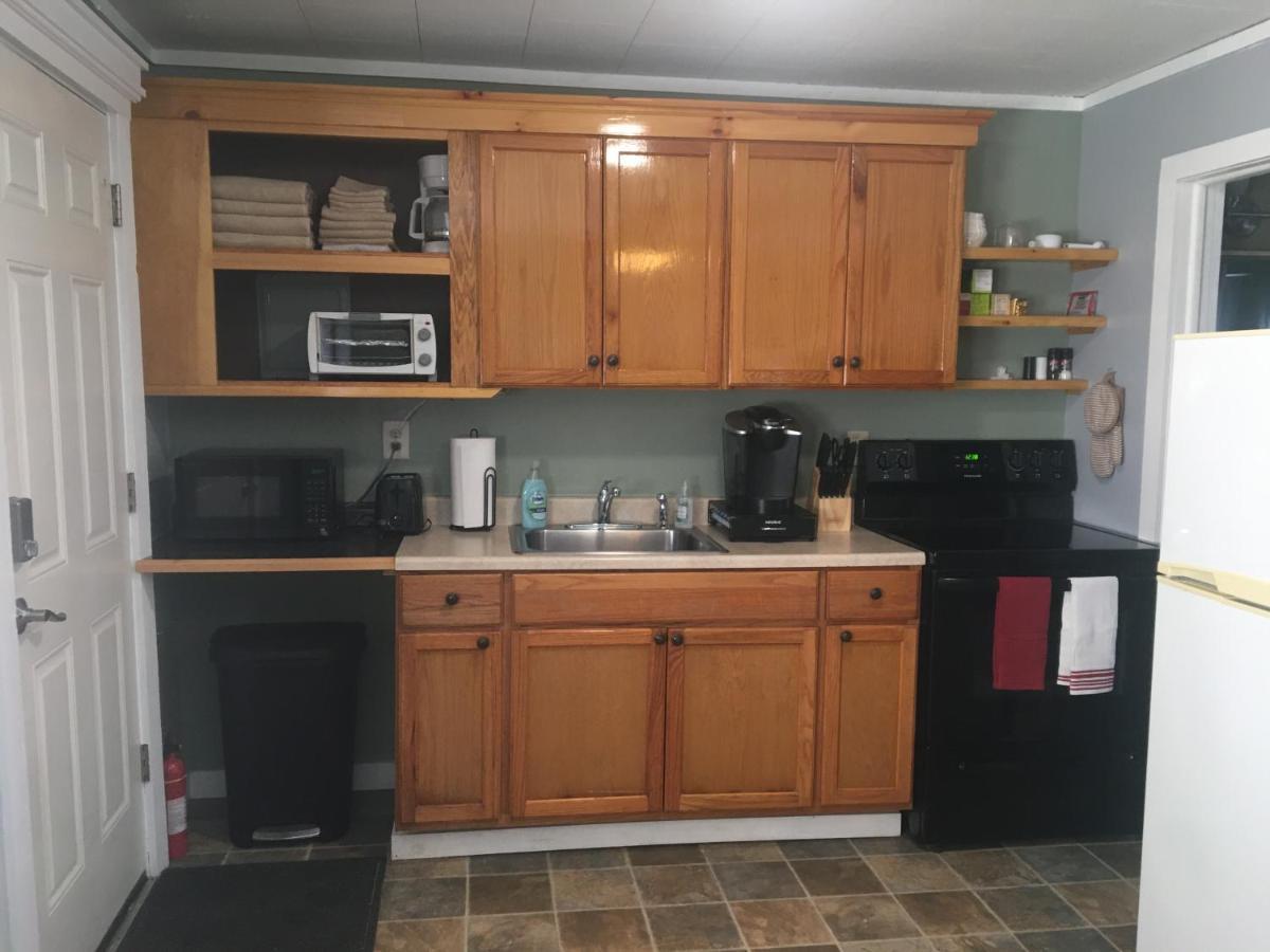 Home Away From Home, Recently Renovated North Troy Εξωτερικό φωτογραφία
