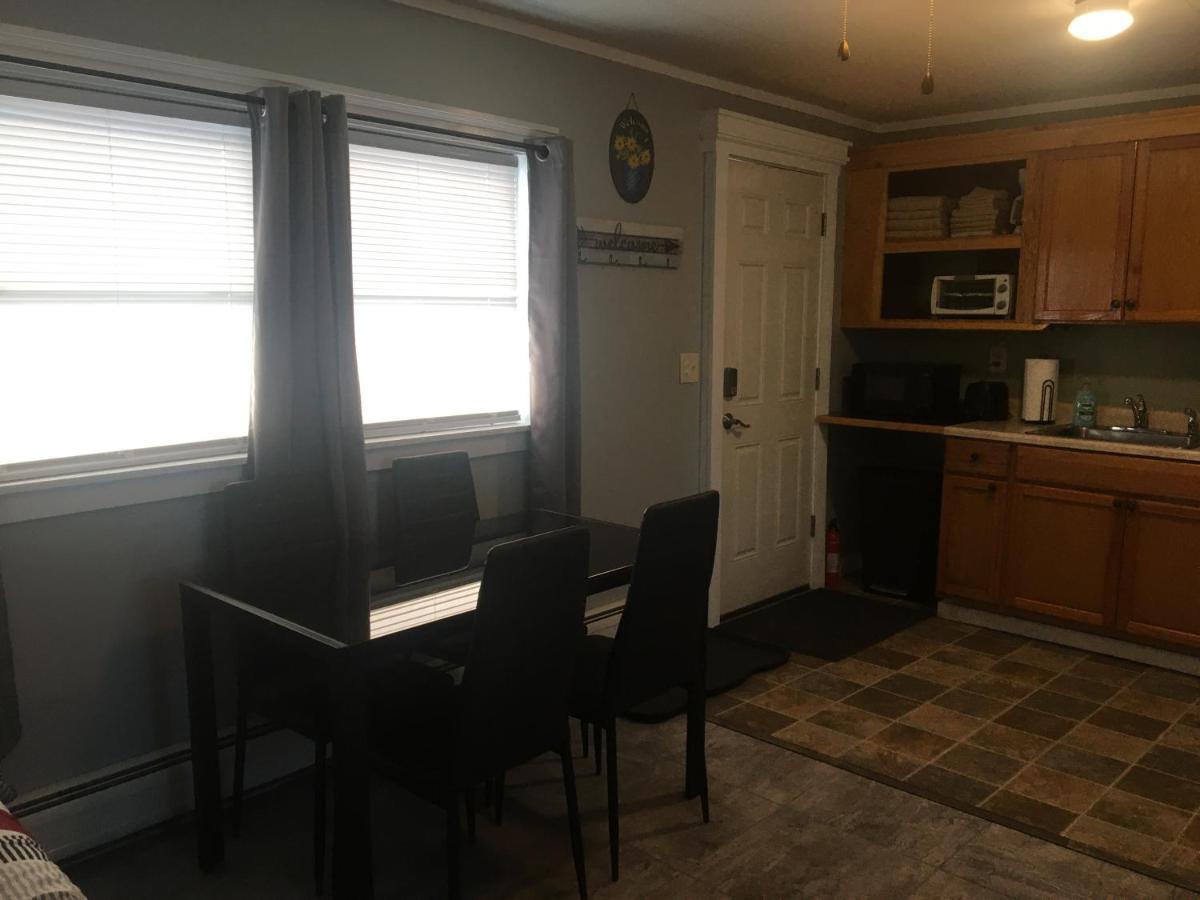 Home Away From Home, Recently Renovated North Troy Εξωτερικό φωτογραφία